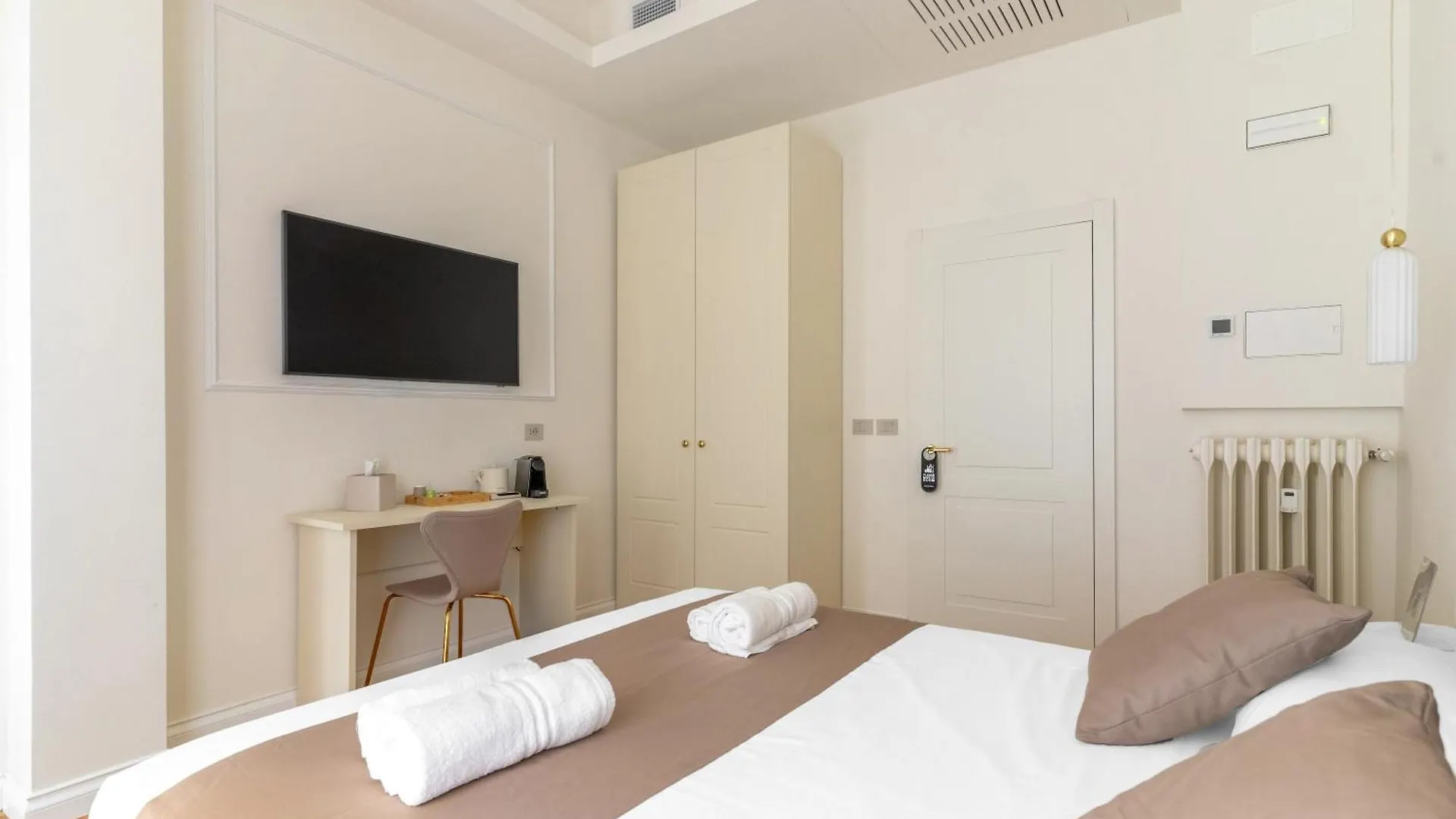 מלון מילאנו Montello Suites Foresteria Lombarda