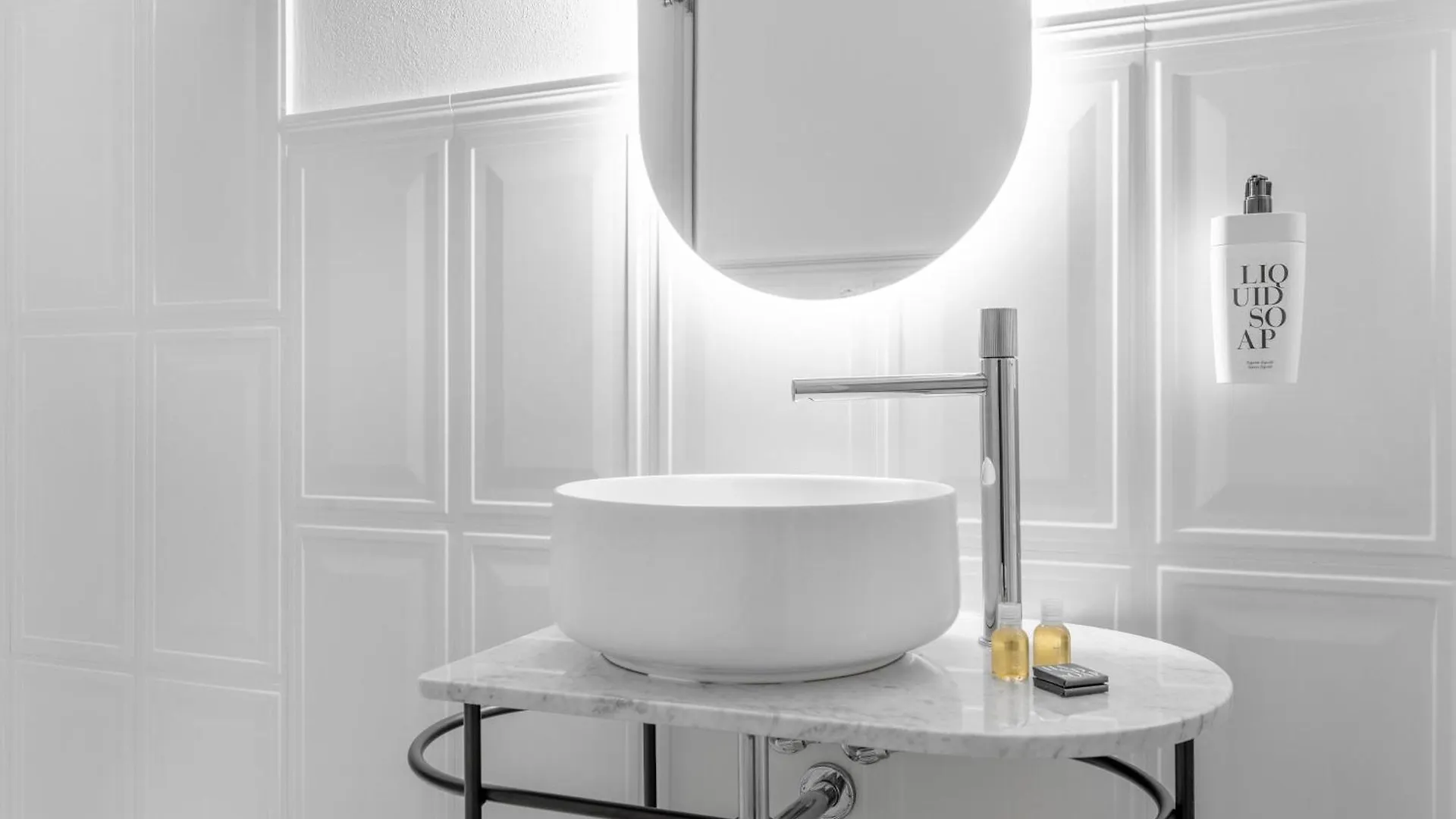 מלון מילאנו Montello Suites Foresteria Lombarda